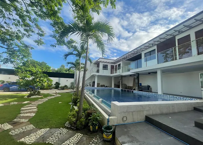 Villa Caloocan Private *